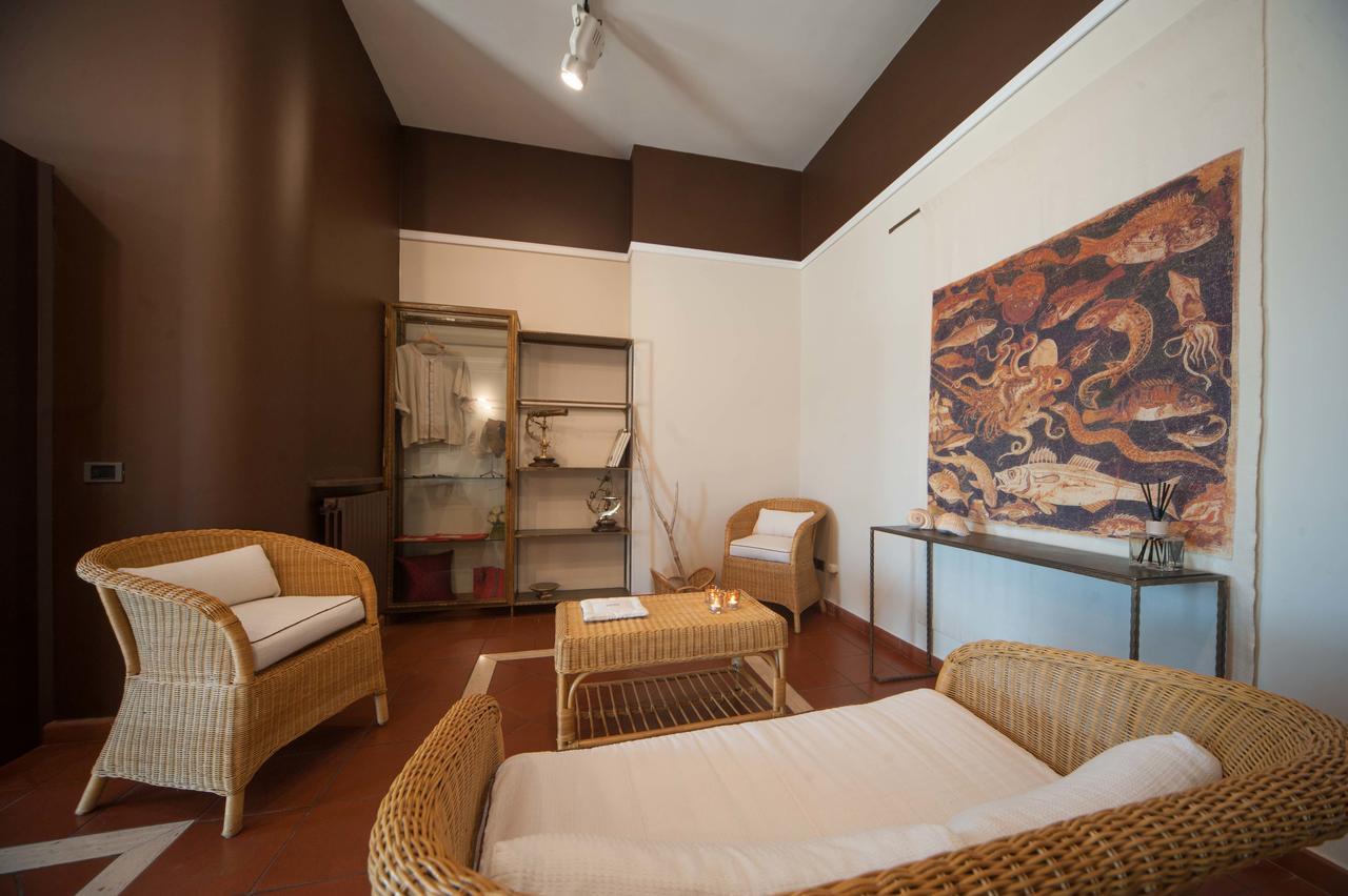 Les Naturels Maison Apartment Trani Ngoại thất bức ảnh